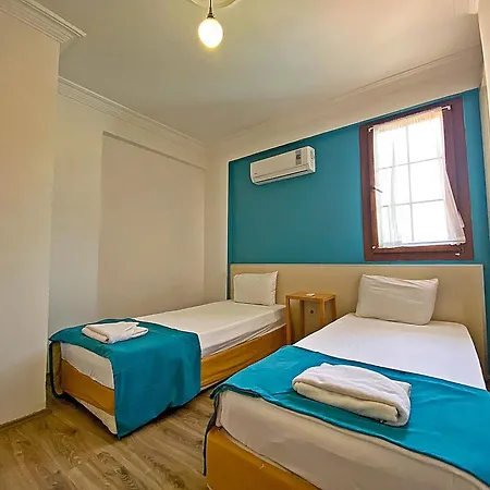 Hotel Zehra 2*